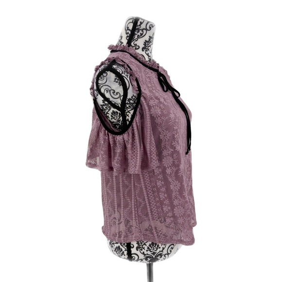 Lily White Mauve Lace Cold Shoulder w/ Black Ribbon Tie Romantic Boho Blouse - Picture 5 of 10